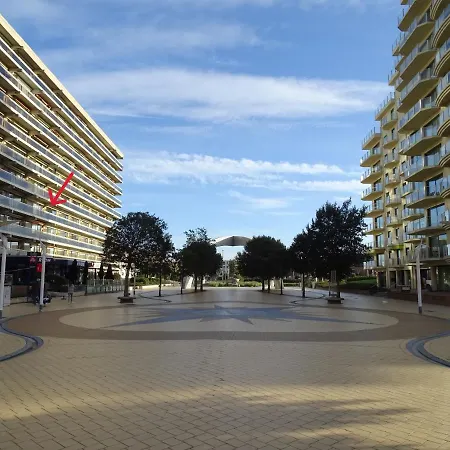 Cosy, Zuidgerichte In Met Wifi La Panne