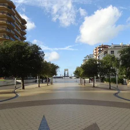 Cosy, Zuidgerichte In Met Wifi La Panne