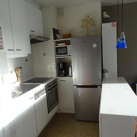 Cosy, Zuidgerichte In Met Wifi Appartement La Panne